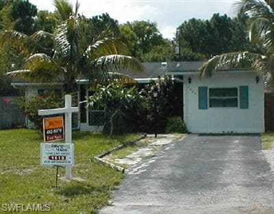 2224 Barry DR FORT MYERS, FL 33907