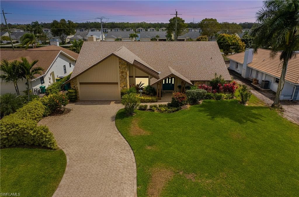 2529 Kings Lake BLVD NAPLES, FL 34112