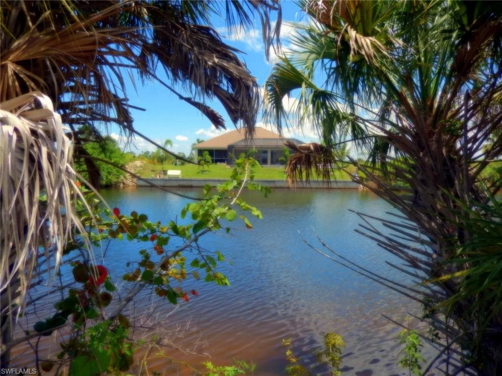 4407 NW 35th TER CAPE CORAL, FL 33993