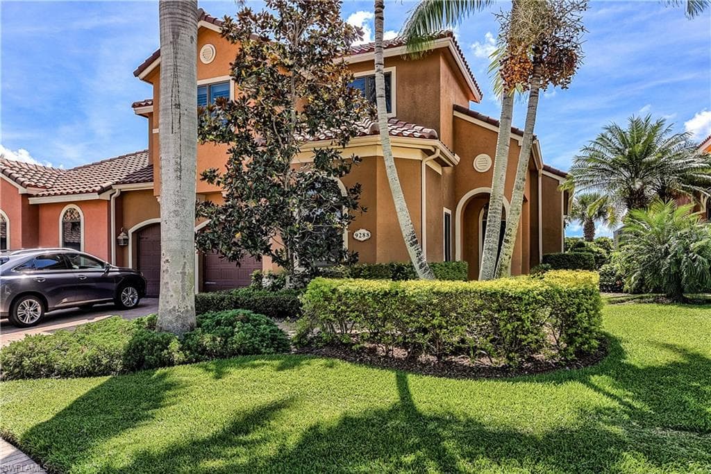 9288 Veneto PL NAPLES, FL 34113