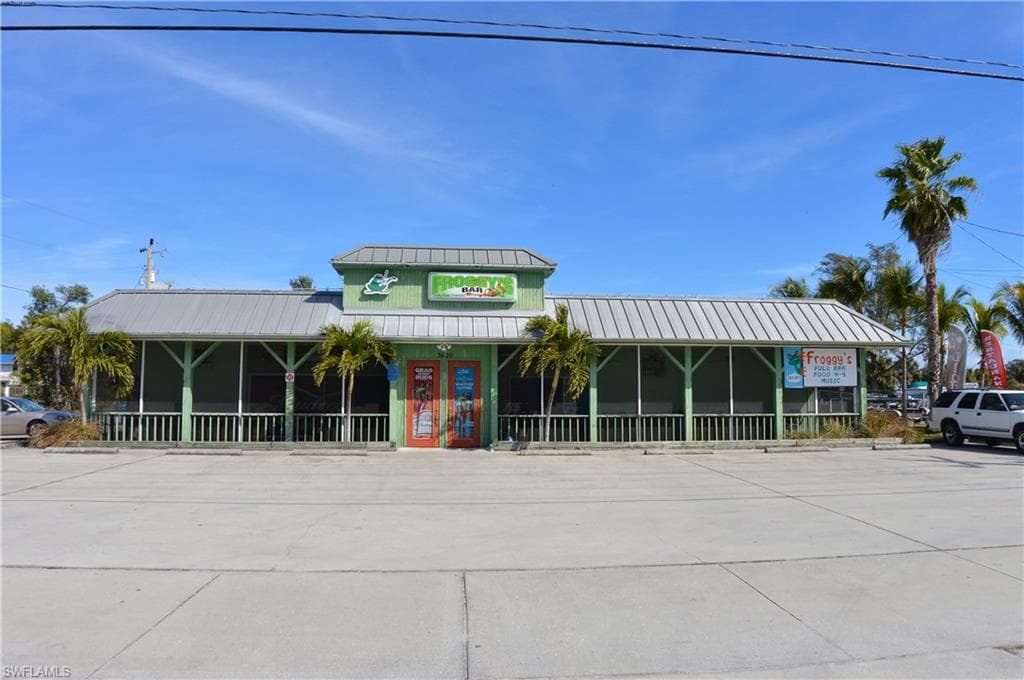 3620 Stringfellow RD ST. JAMES CITY, FL 33956