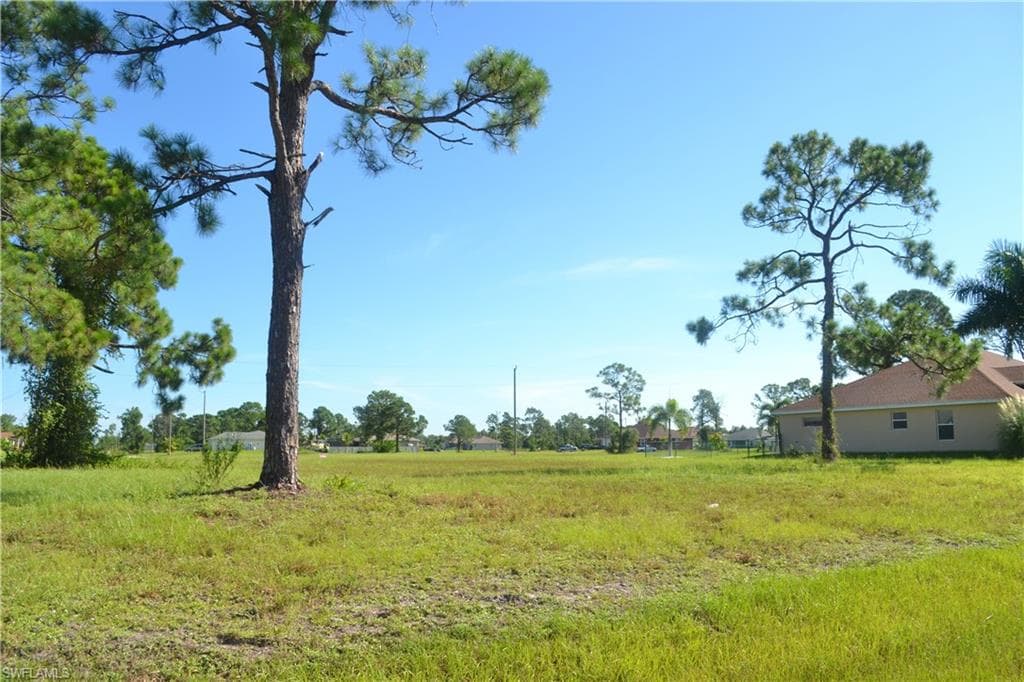 1629 NW 29th TER CAPE CORAL, FL 33993
