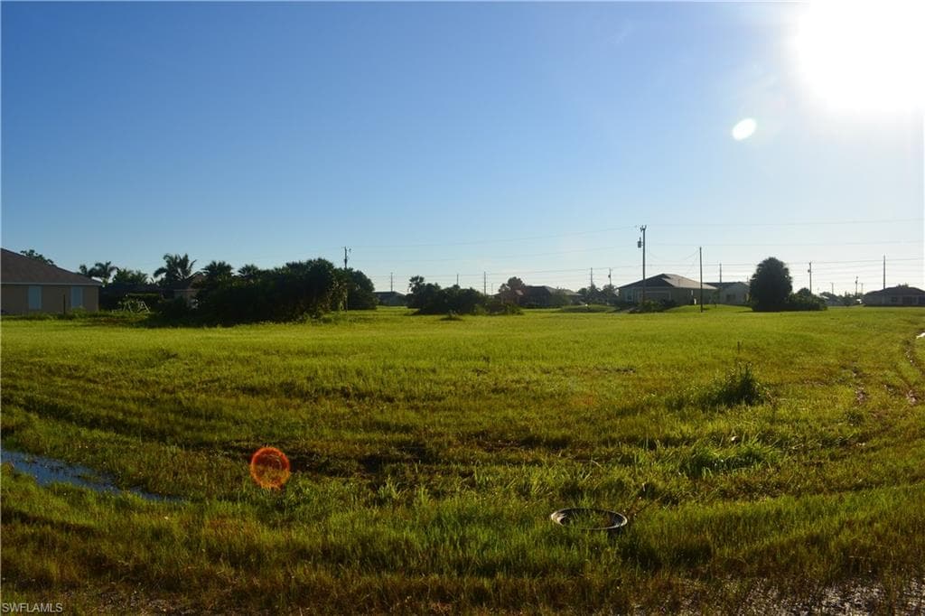 401 NW 26th AVE CAPE CORAL, FL 33993