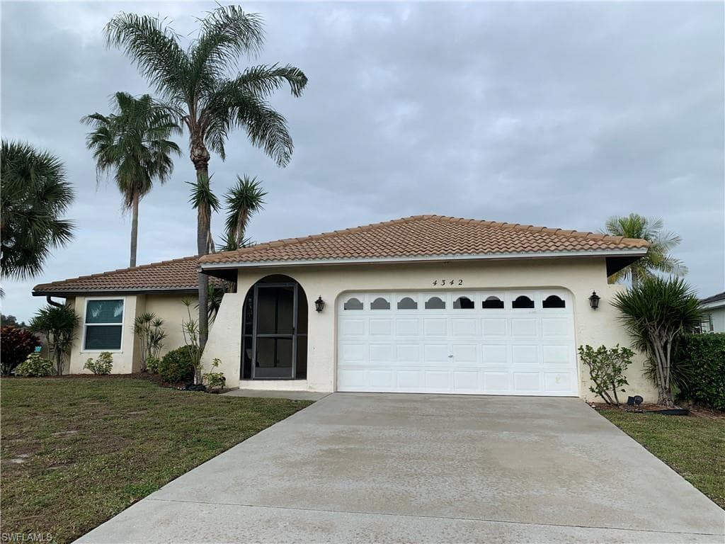 4342 SW 5th AVE CAPE CORAL, FL 33914