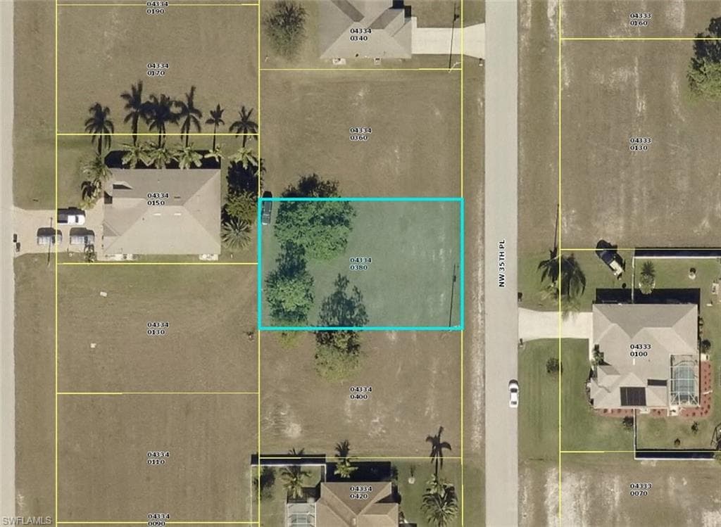 2332 NW 35th PL CAPE CORAL, FL 33993