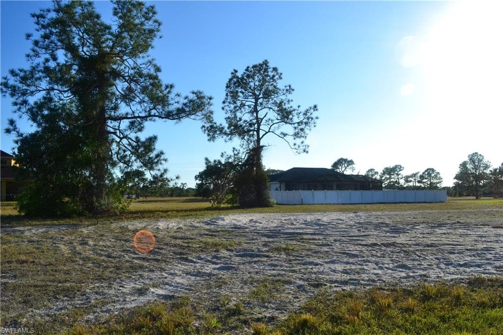 2608 NW 21st TER CAPE CORAL, FL 33993