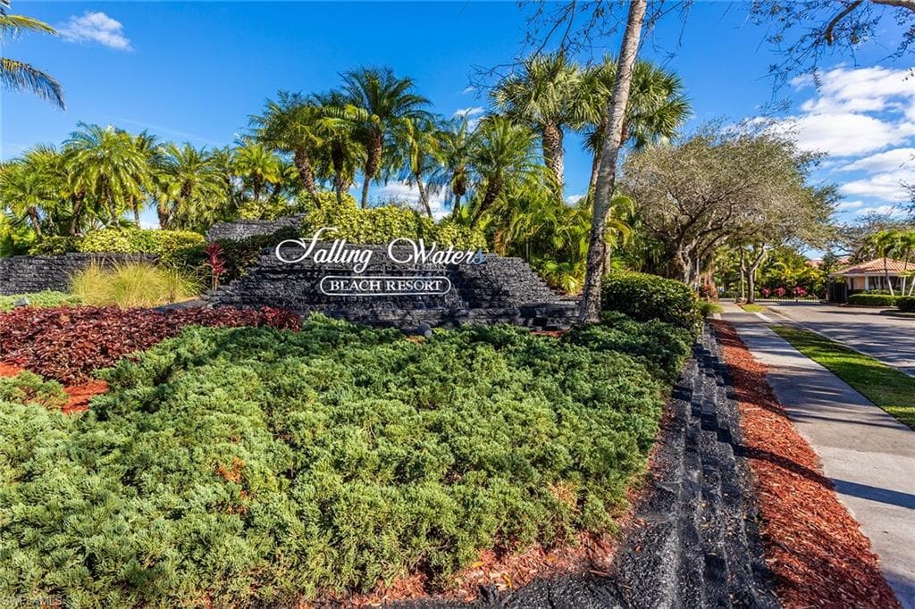 6670 Beach Resort DR SW 1101 NAPLES, FL 34114