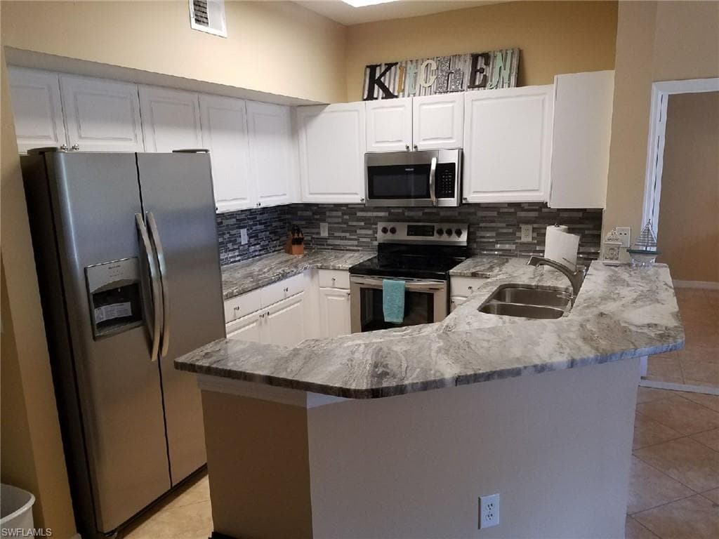 15625 Ocean Walk CIR 313 FORT MYERS, FL 33908