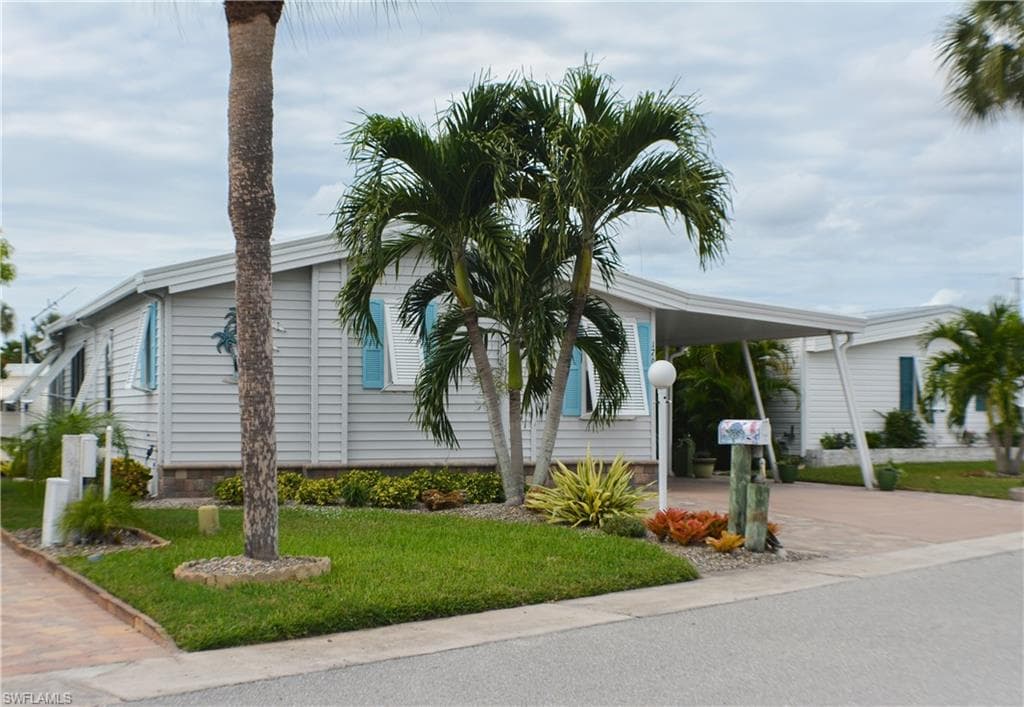 17660 Bryan CT FORT MYERS BEACH, FL 33931