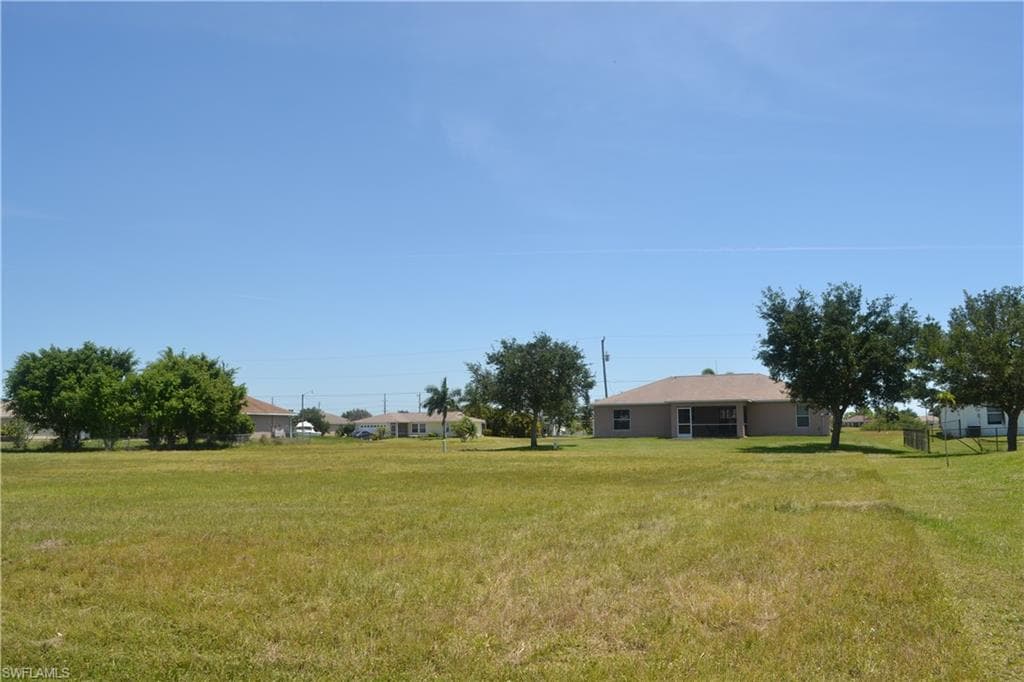 127 NW 26th AVE CAPE CORAL, FL 33993