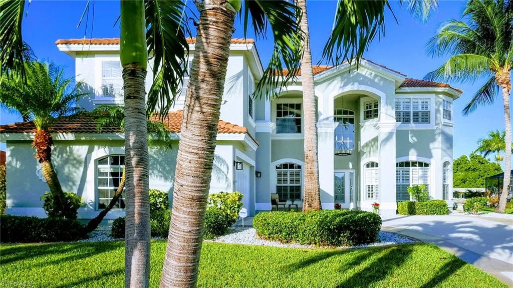 3328 SE 17th PL CAPE CORAL, FL 33904
