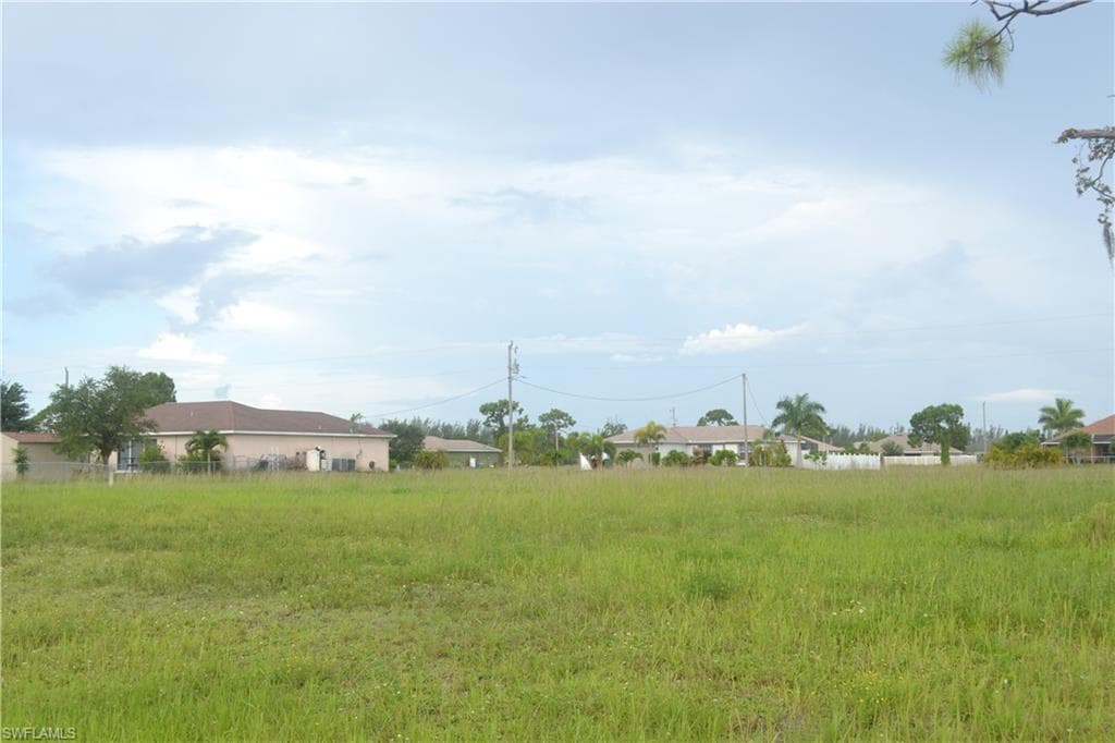 2814 NW 18th PL CAPE CORAL, FL 33993