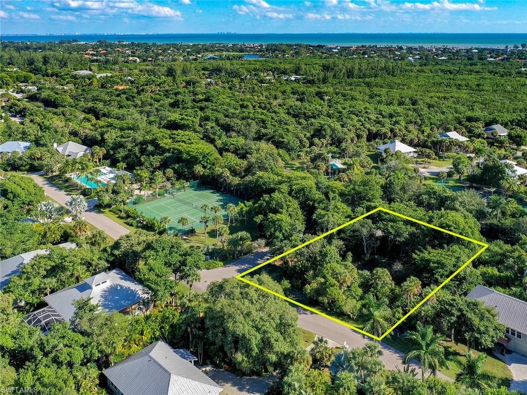 1894 FARM TRAIL SANIBEL, FL 33957