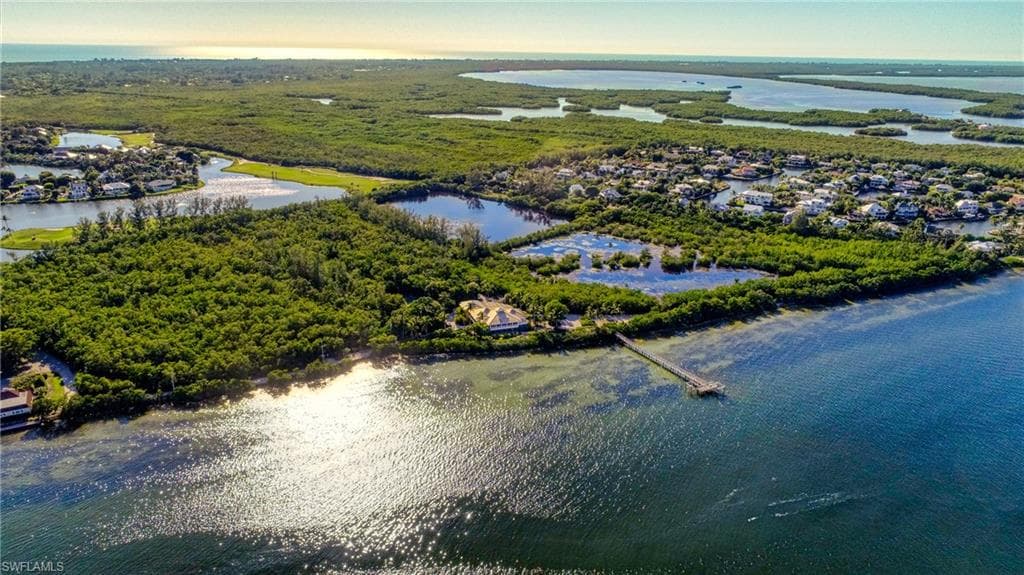 1349 Bay DR SANIBEL, FL 33957