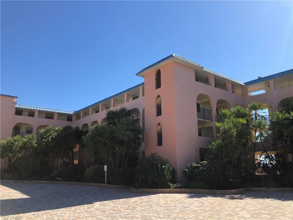 2230 Camino Del Mar DR 3A1 SANIBEL, FL 33957