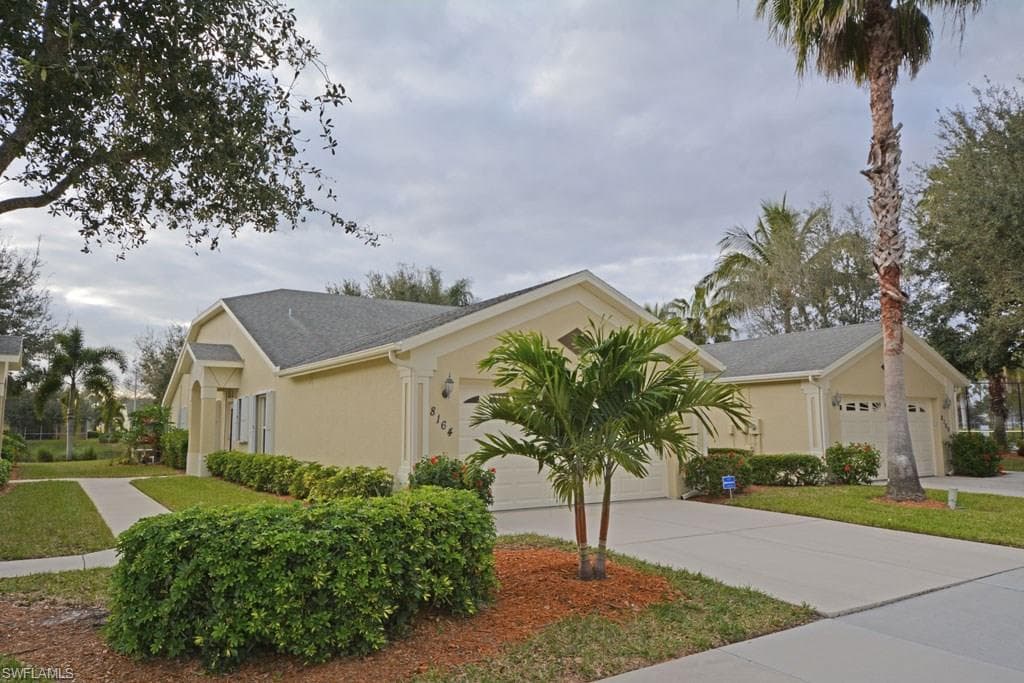 8164 Ibis Cove CIR 202 NAPLES, FL 34119