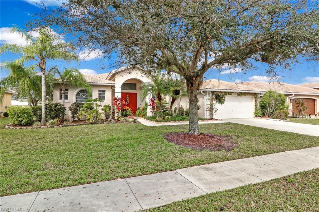 3255 Potomac CT NAPLES, FL 34120