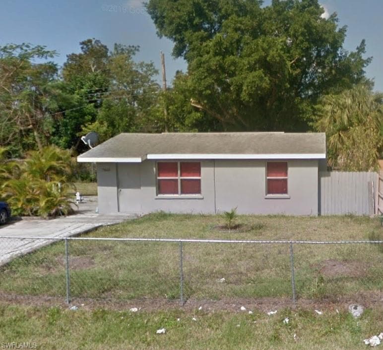 5608 9th AVE FORT MYERS, FL 33907