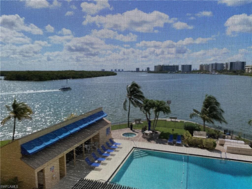 400 Lenell RD 303 FORT MYERS BEACH, FL 33931