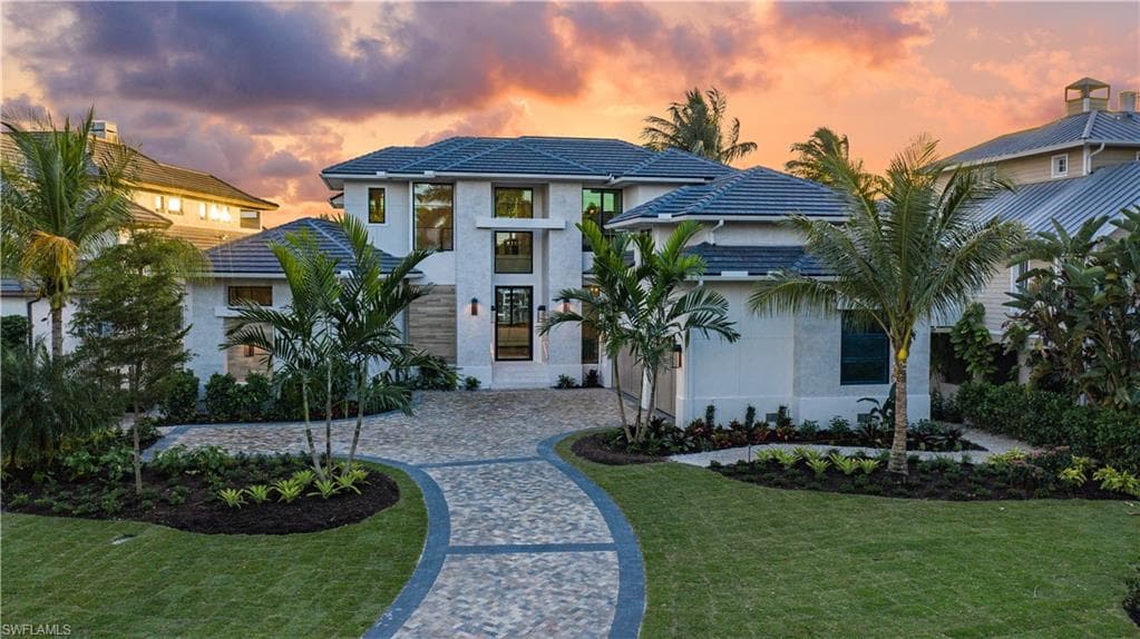 518 21st AVE S NAPLES, FL 34102