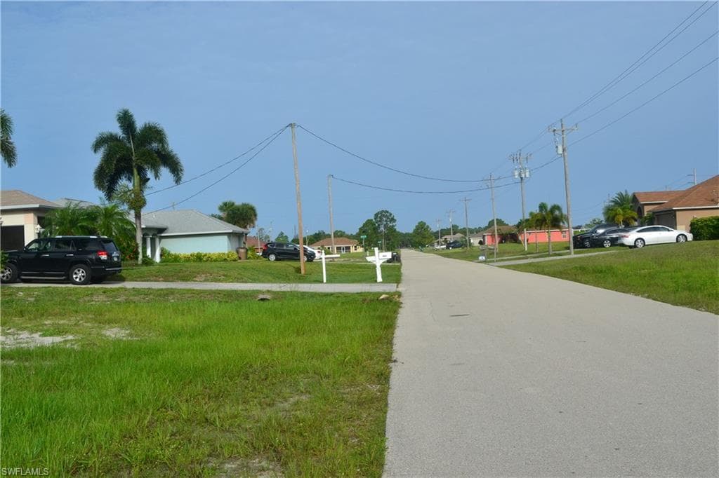 2000 NW 23rd TER CAPE CORAL, FL 33993