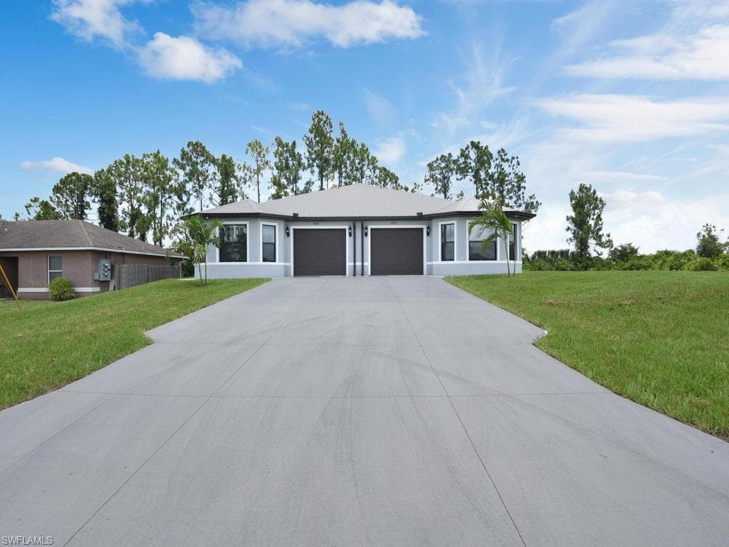 4428 Douglas LN LEHIGH ACRES, FL 33973
