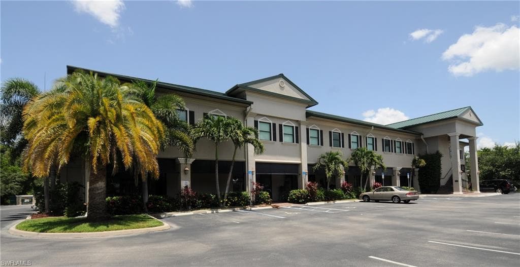 9696 Bonita Beach RD SE 102 BONITA SPRINGS, FL 34135