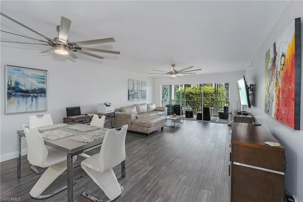 9900 Sunset Cove LN 123 FORT MYERS, FL 33919