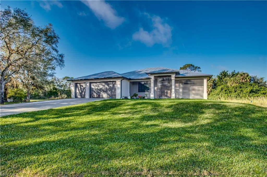 2930 NW 14th TER CAPE CORAL, FL 33993