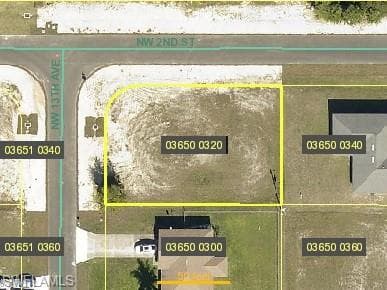 127 NW 13th AVE CAPE CORAL, FL 33993