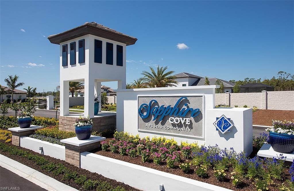 3721 Sapphire Cove Circle NAPLES, FL 34114