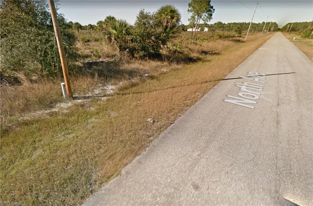 903 North AVE LEHIGH ACRES, FL 33972