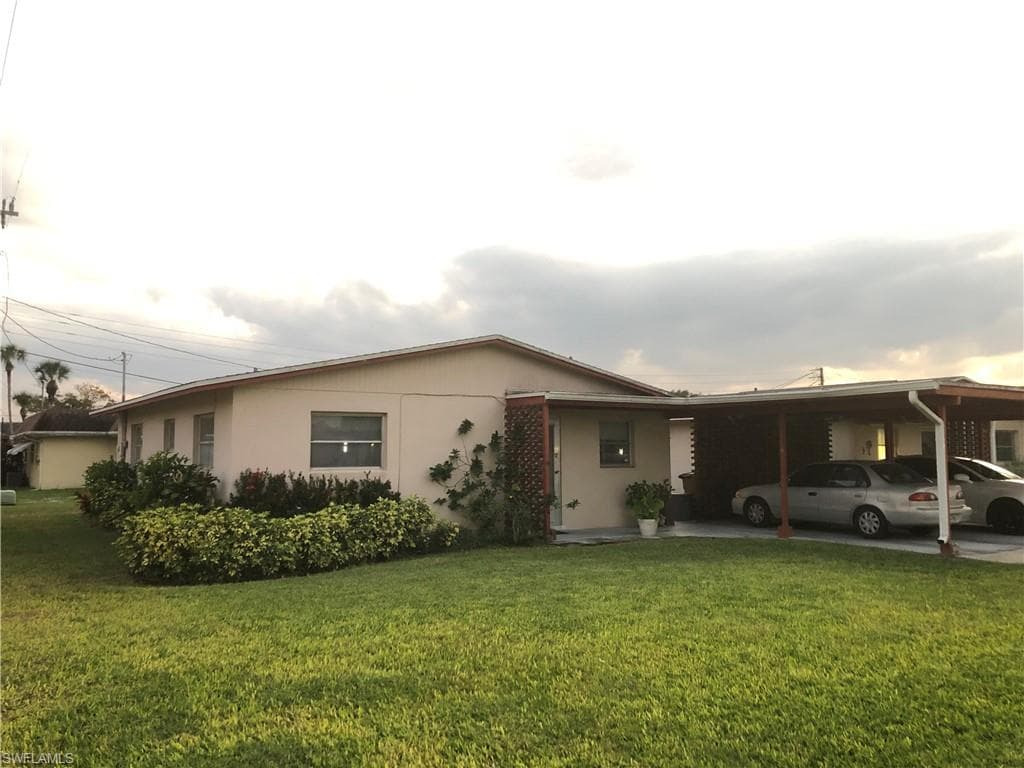 2208 Croton CT LEHIGH ACRES, FL 33936