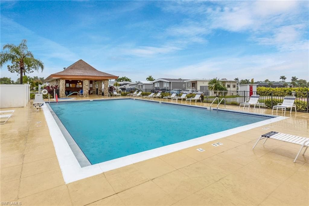 158 Cheetah DR 158 NAPLES, FL 34114
