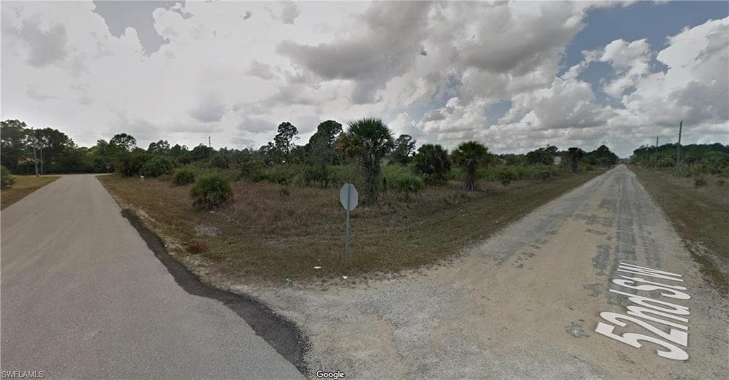 3201 52nd ST W LEHIGH ACRES, FL 33971