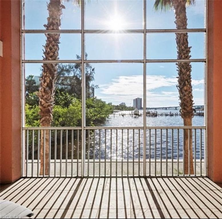 2743 1st ST 109 FORT MYERS, FL 33916