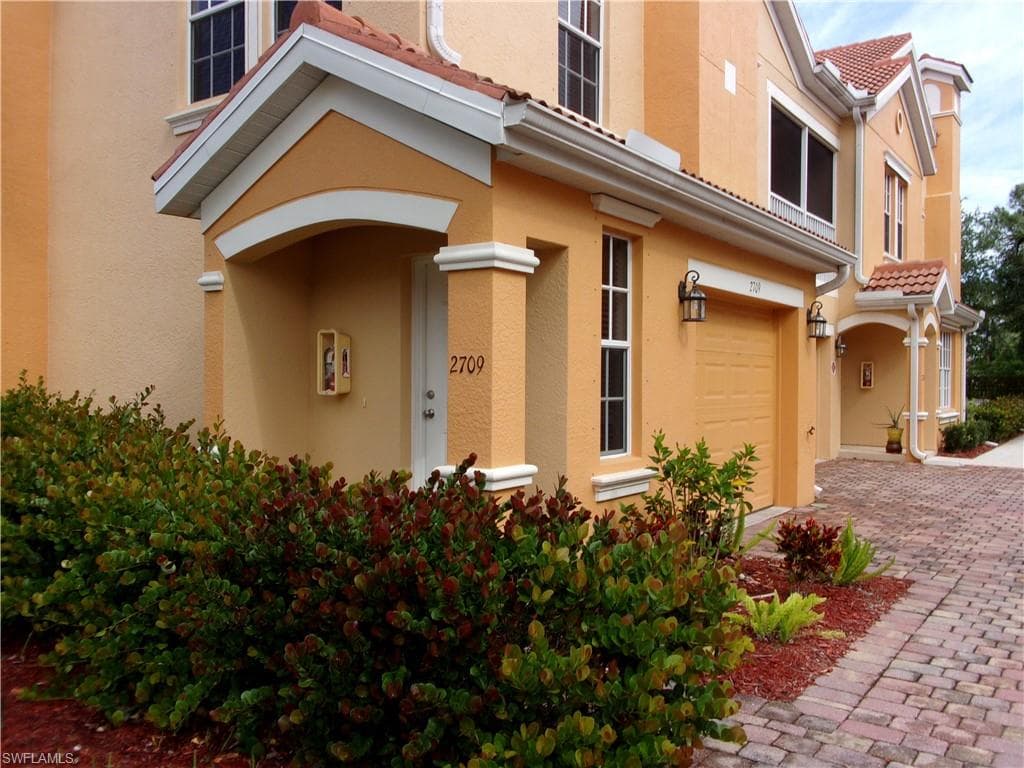 1788 Concordia Lake CIR 2709 CAPE CORAL, FL 33909