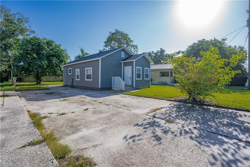 3341 Marion ST FORT MYERS, FL 33916