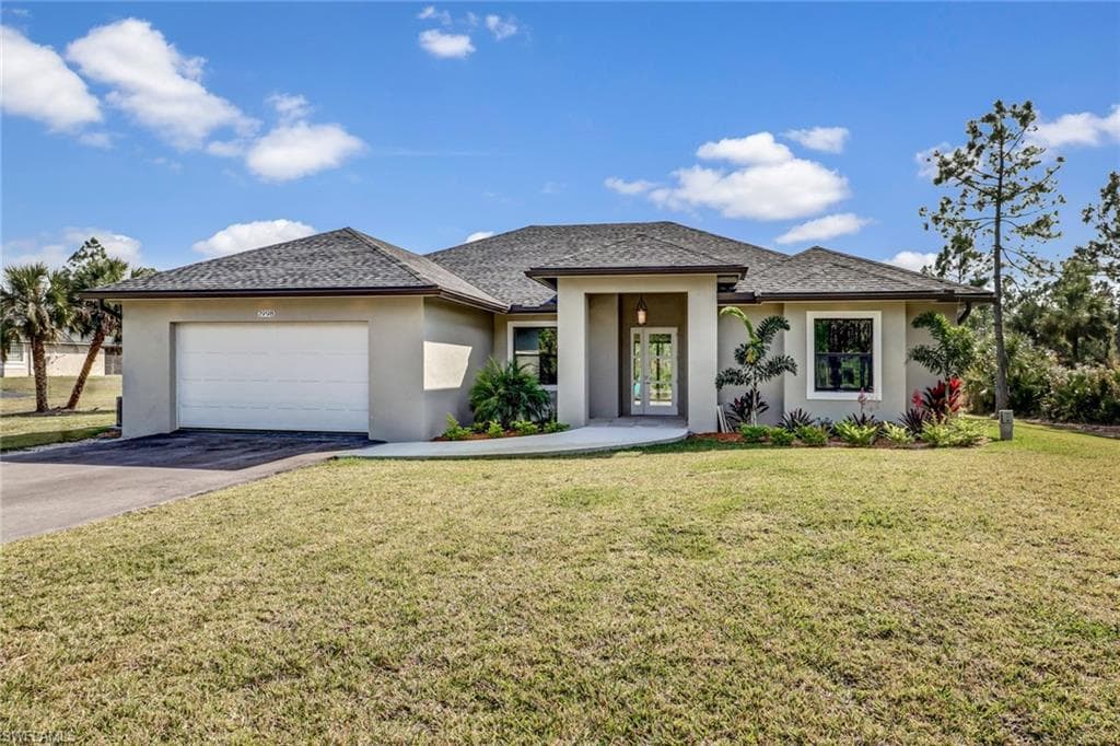 1541 8th ST NE NAPLES, FL 34120