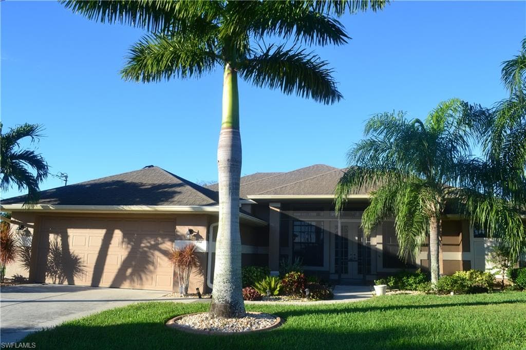 419 SW 40th TER CAPE CORAL, FL 33914