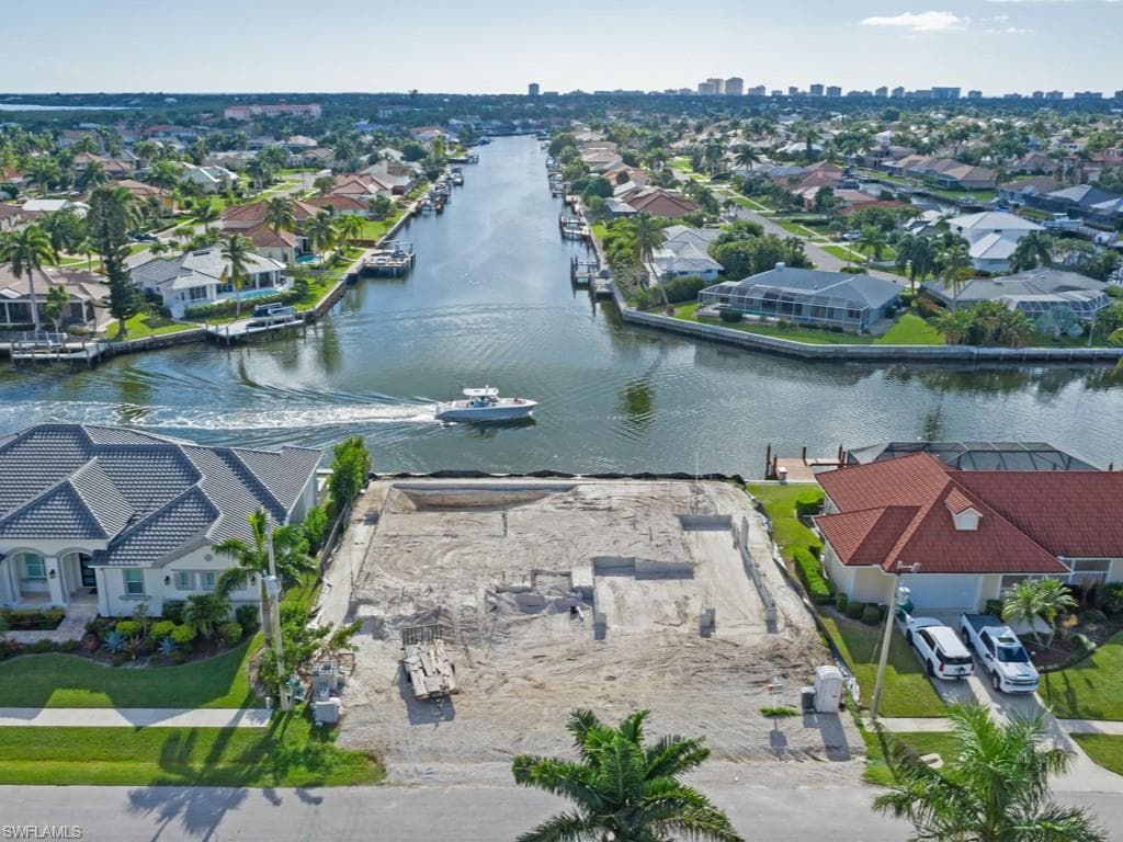 158 Dan River CT MARCO ISLAND, FL 34145