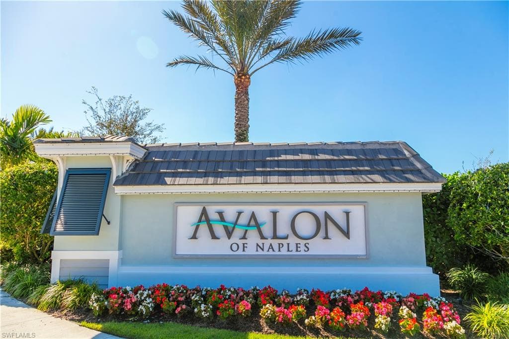 6953 Avalon CIR 1803 NAPLES, FL 34112