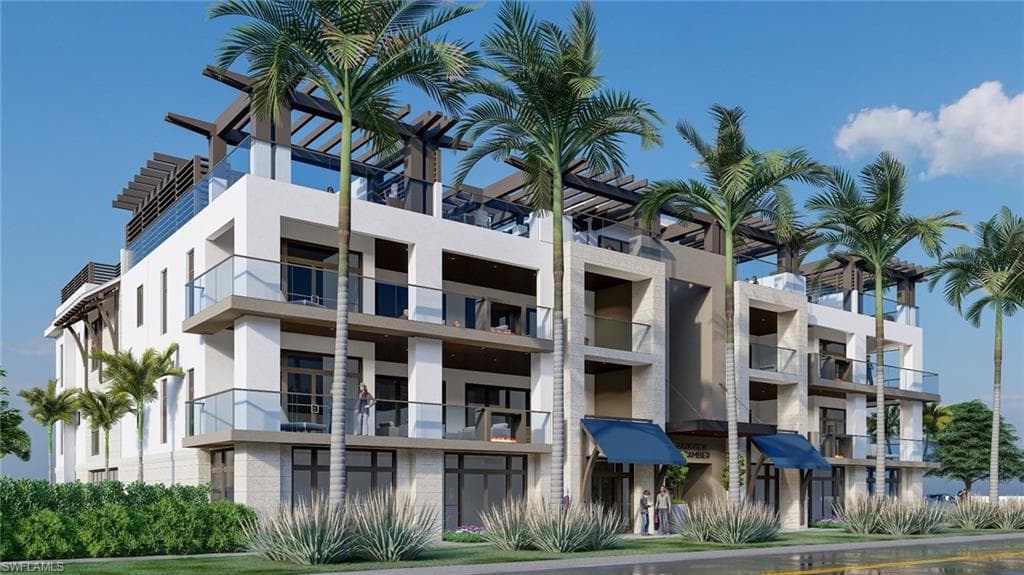 675 8th ST S 202 NAPLES, FL 34102
