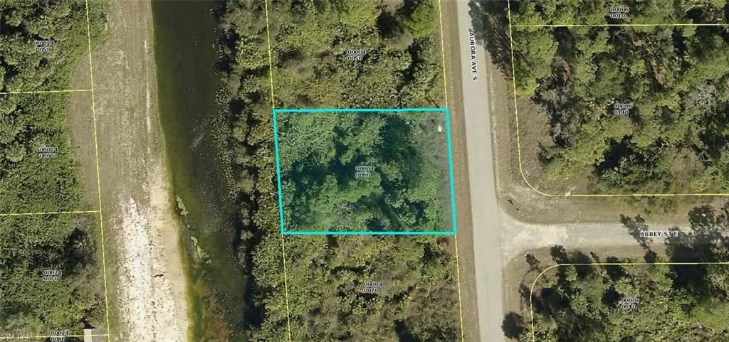 130 Aurora AVE S LEHIGH ACRES, FL 33974