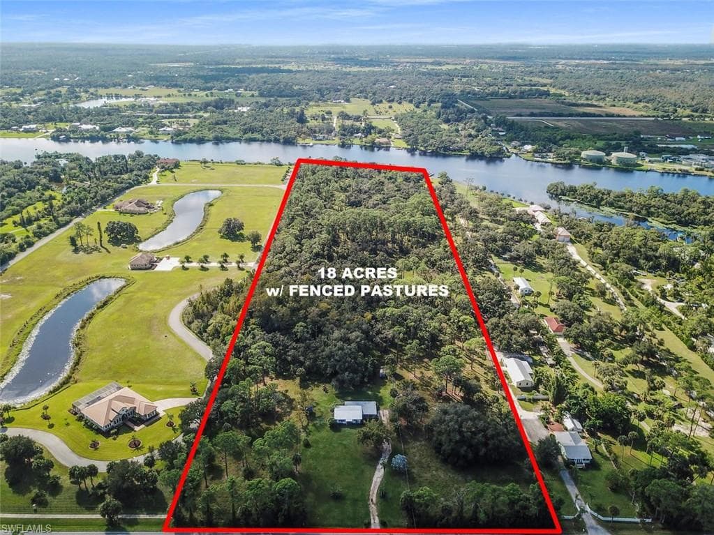 17220 N River RD ALVA, FL 33920