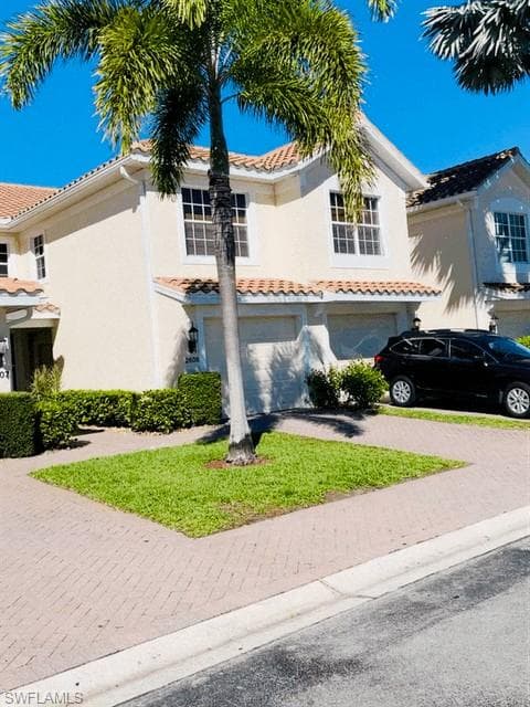 1420 Tiffany LN 2606 NAPLES, FL 34105