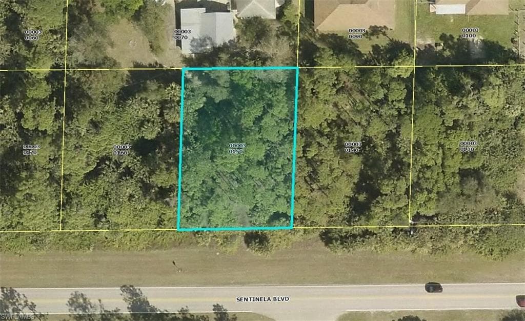 935 Sentinela BLVD LEHIGH ACRES, FL 33974