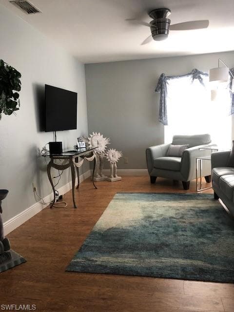 876 Gulf Pavilion DR 206 NAPLES, FL 34108