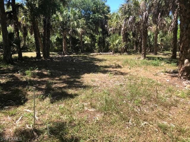 882 35th AVE NW NAPLES, FL 34120