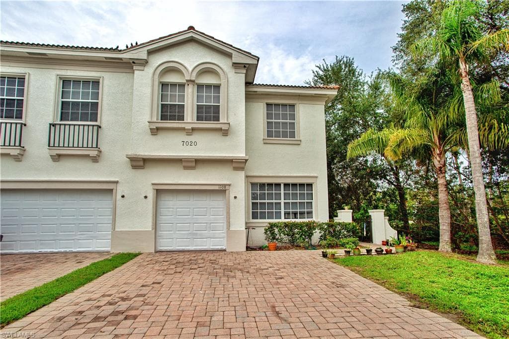 7020 Ambrosia LN 1108 NAPLES, FL 34119